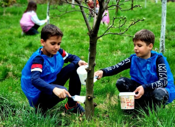 20220426_160223-min-2048x922